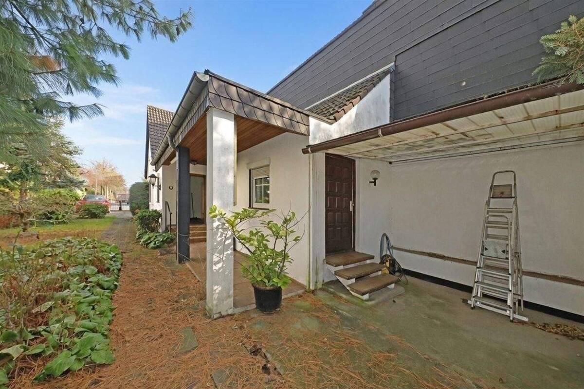 Immobilien-Richter: Baugrundstück in Düsseldorf Unterrath – 40468 Düsseldorf – Bild 1 von 3