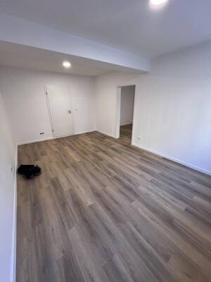 Zentral & saniert: 2-Zimmer-Apartment direkt am Flair Fürth – 90762 Fürth – Vorschaubild 3