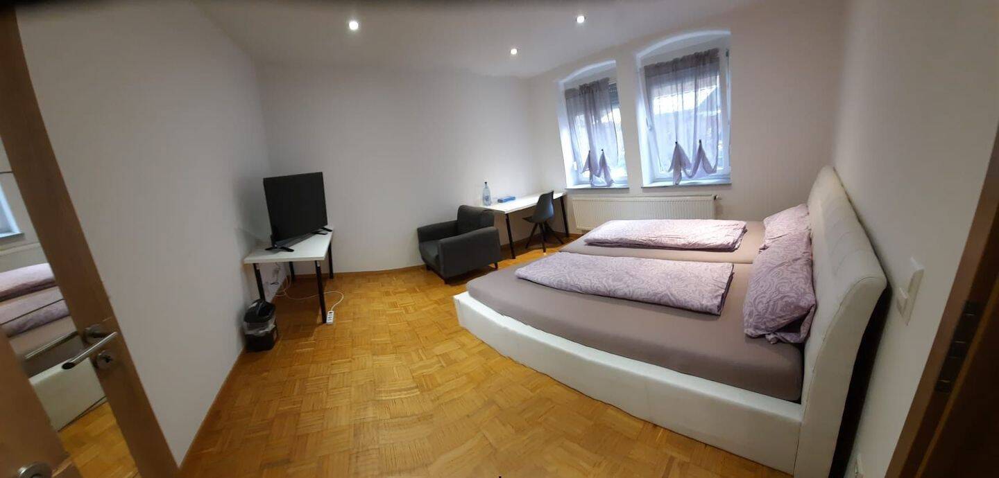 Wohnen auf Zeit mieten in Stuttgart West - Zimmer frei