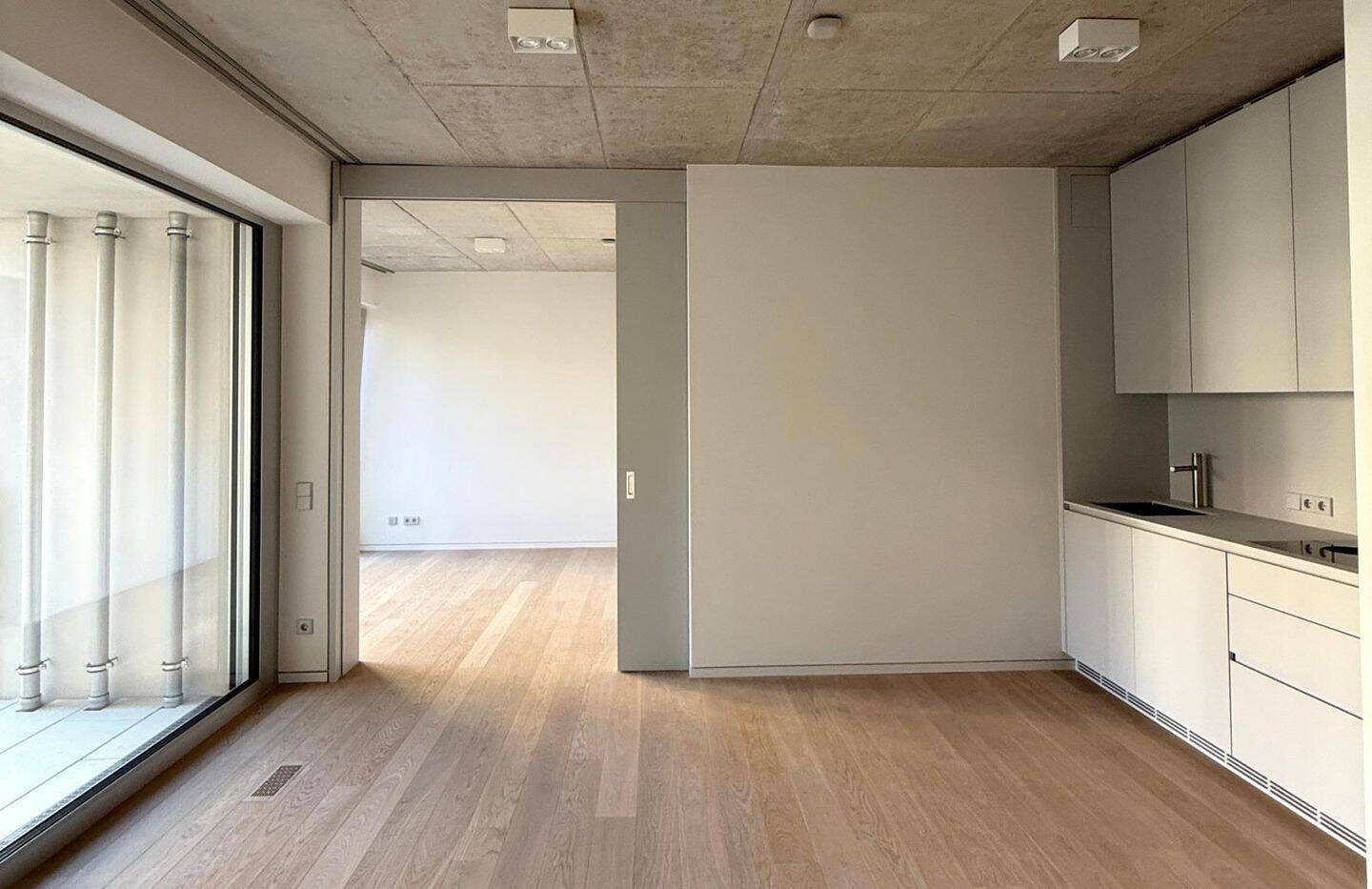 Präzises Design. Bereit für Ihren Einzug – Berlin – Vorschaubild 2