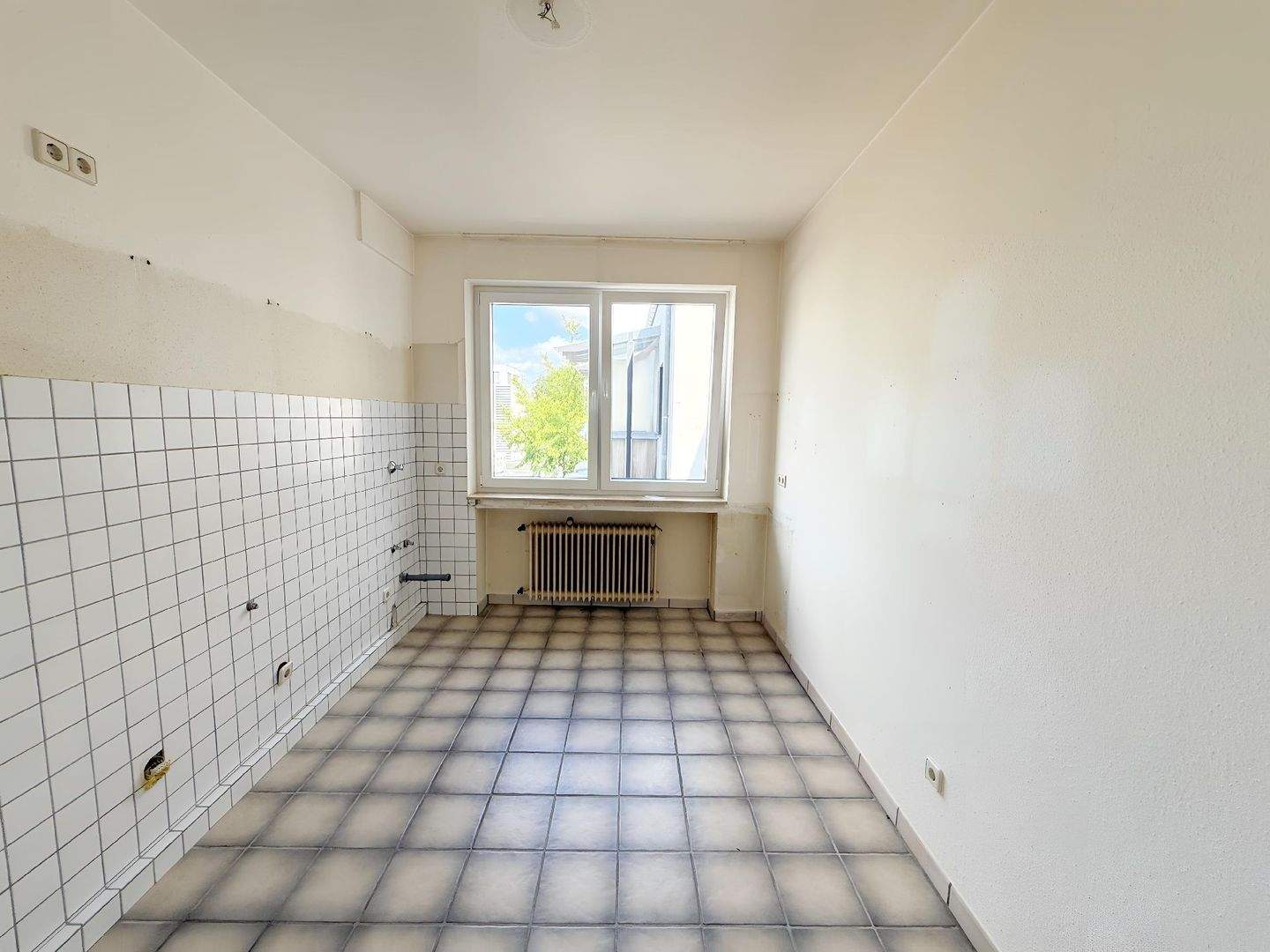SANIERTE 2-ZIMMERWOHNUNG IN DER STADTMITTE ZU MIETEN! – Krefeld – Vorschaubild 6