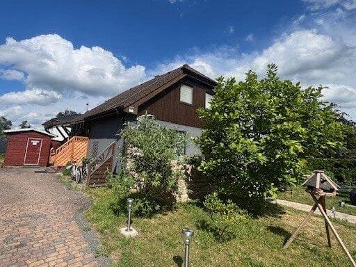 Freistehendes Einfamilienhaus mit Garten – Hoppegarten – Vorschaubild 3