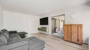 2023 renoviert! Energieeffizientes Einfamilienhaus mit pflegeleichtem Garten in familiärer Lage – 90453 Nürnberg – Vorschaubild 9