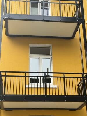 ALTBAU NORDEND AM HOLZHAUSENVIERTEL: Vier Zimmer & Balkon , top Grundriss, sofort frei! – 60318 Frankfurt am Main – Vorschaubild 5