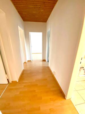helle, sonnige und praktisch aufgeteilte 2,5 Zimmerwohnung im Herzen von Kiel – 24114 Kiel – Vorschaubild 7