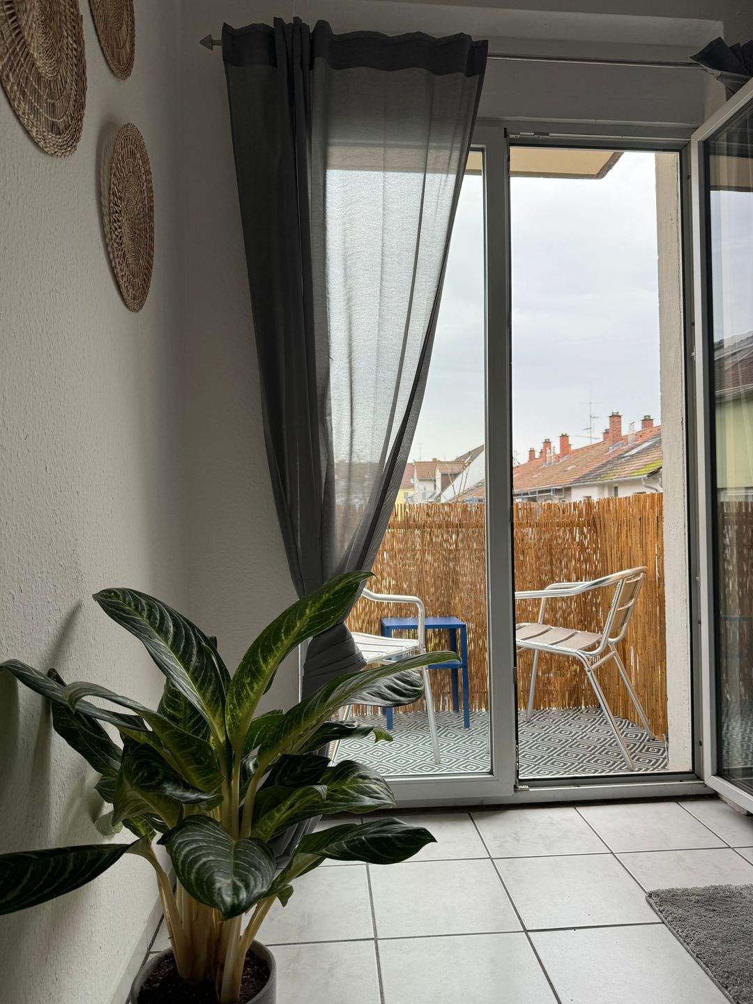 Modisches und liebevoll eingerichtetes Studio Apartment in nettem Viertel, Mannheim – Mannheim – Vorschaubild 3