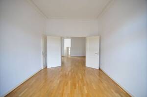 Schicke, individuelle 2,5-3 Zi. Whg. in begehrter City-Lage mit Balkon – 65185 Wiesbaden – Vorschaubild 3