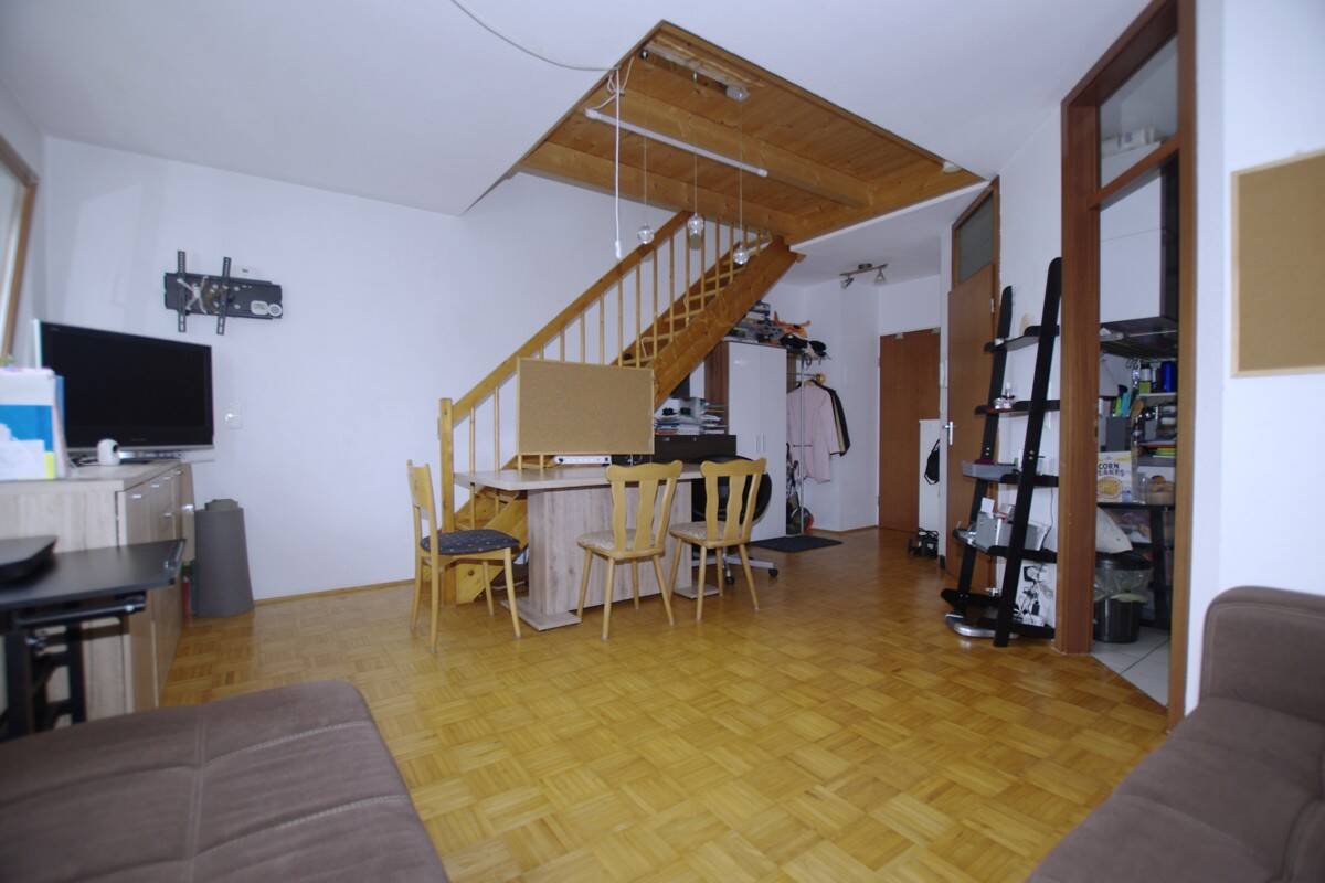 | Nur 100 m zur Universität | Schöne 2-Zimmer Maisonettewohnung – Regensburg – Vorschaubild 3