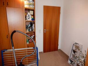 Wilhelm-Wolter-Straße - Eingang Vahrer Straße - Eigentumswohnung - 2. Etage - 3 Zimmer - ca. 75m² - Carport -Balkon - Keller – 28329 Bremen – Vorschaubild 4