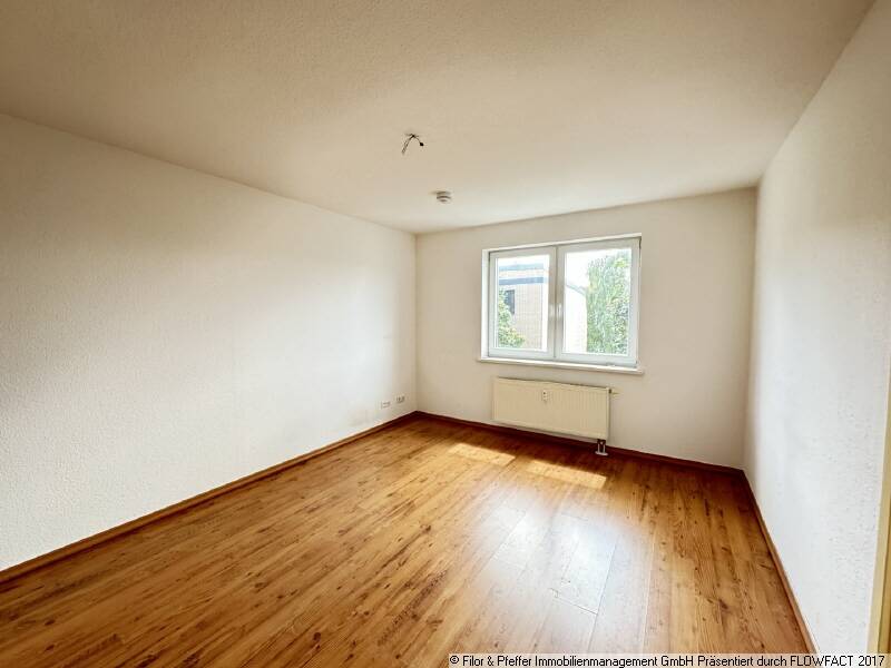 Gemütliche 2-Raum-Wohnung mit neuer Einbauküche! – Magdeburg – Vorschaubild 2