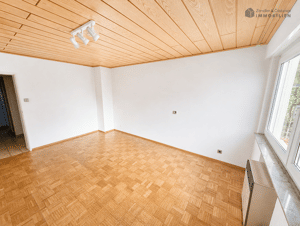 TOP-Halbhöhenlage: 3-Zi.-Whg. mit 80 m² * 2 Balkone + Garage + Stpl. + 116 qm Gartenanteil * – 70327 Stuttgart – Vorschaubild 8