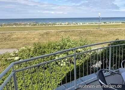 Schönberger Strand: Erste Reihe am Deich- Helle Ferienwohnung mit freiem Blick auf die Ostsee