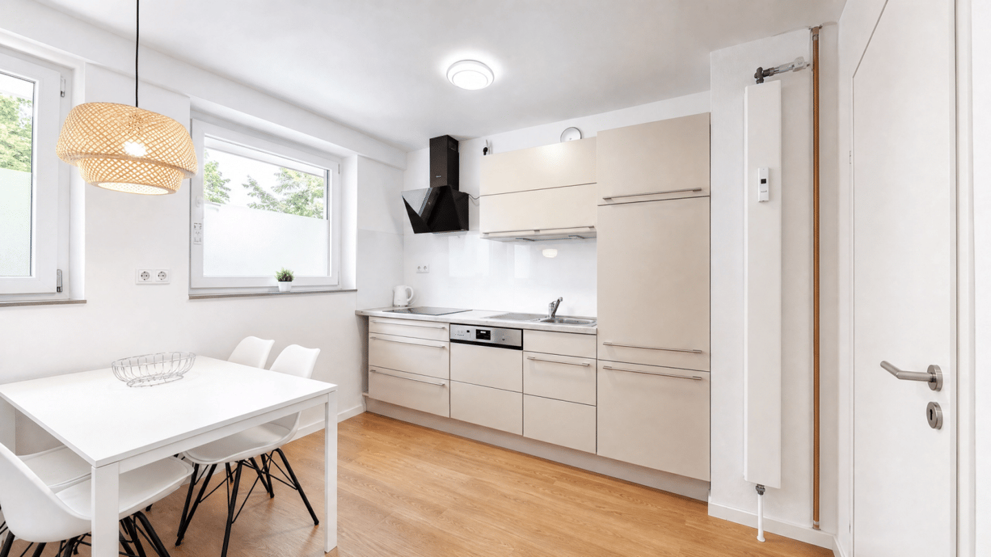 Modern wohnen ohne Renovierungsaufwand - Voll möblierte 2-Zimmer-Erdgeschosswohnung mit barrierefreiem Zugang in NBG – Nürnberg – Vorschaubild 5