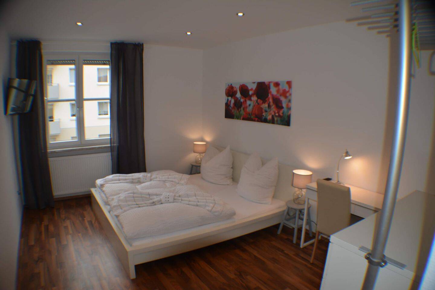 Sofort einziehen oder als Ferienwohnung vermieten – Würzburg – Vorschaubild 2