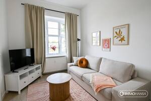 ++ TRAVEBLICK Steuerbord R ++ Helle 2 Zimmer Altbauwohnung in Lübecks Innenstadt ++