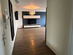 "Haus am Park" 4,5 Zimmer-Wohnung mit Einbauküche in 47226 Duisburg-Rheinhausen "Aufzug vorhanden" – 47226 Duisburg – Vorschaubild 4