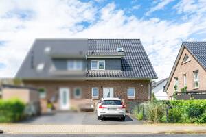 Moderne Doppelhaushälfte mit hochwertiger Ausstattung in ruhiger Wohnlage von Wentorf – 21465 Wentorf bei Hamburg – Vorschaubild 2