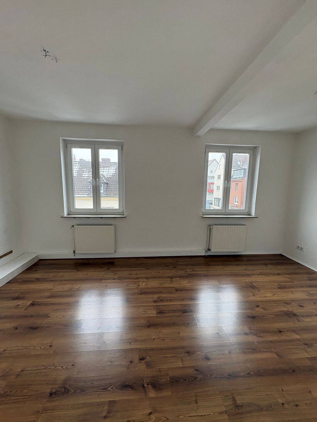 Großzügige Maisonette-Wohnung mit zwei Balkonen in Bremen-Findorff