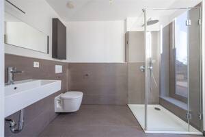 HAMBURG BEIM ALSTERLAUF - 2-Zimmer Wohnung mit sonniger Dachterrasse, Bad mit Fenster und Gäste-WC – 22297 Hamburg – Vorschaubild 5