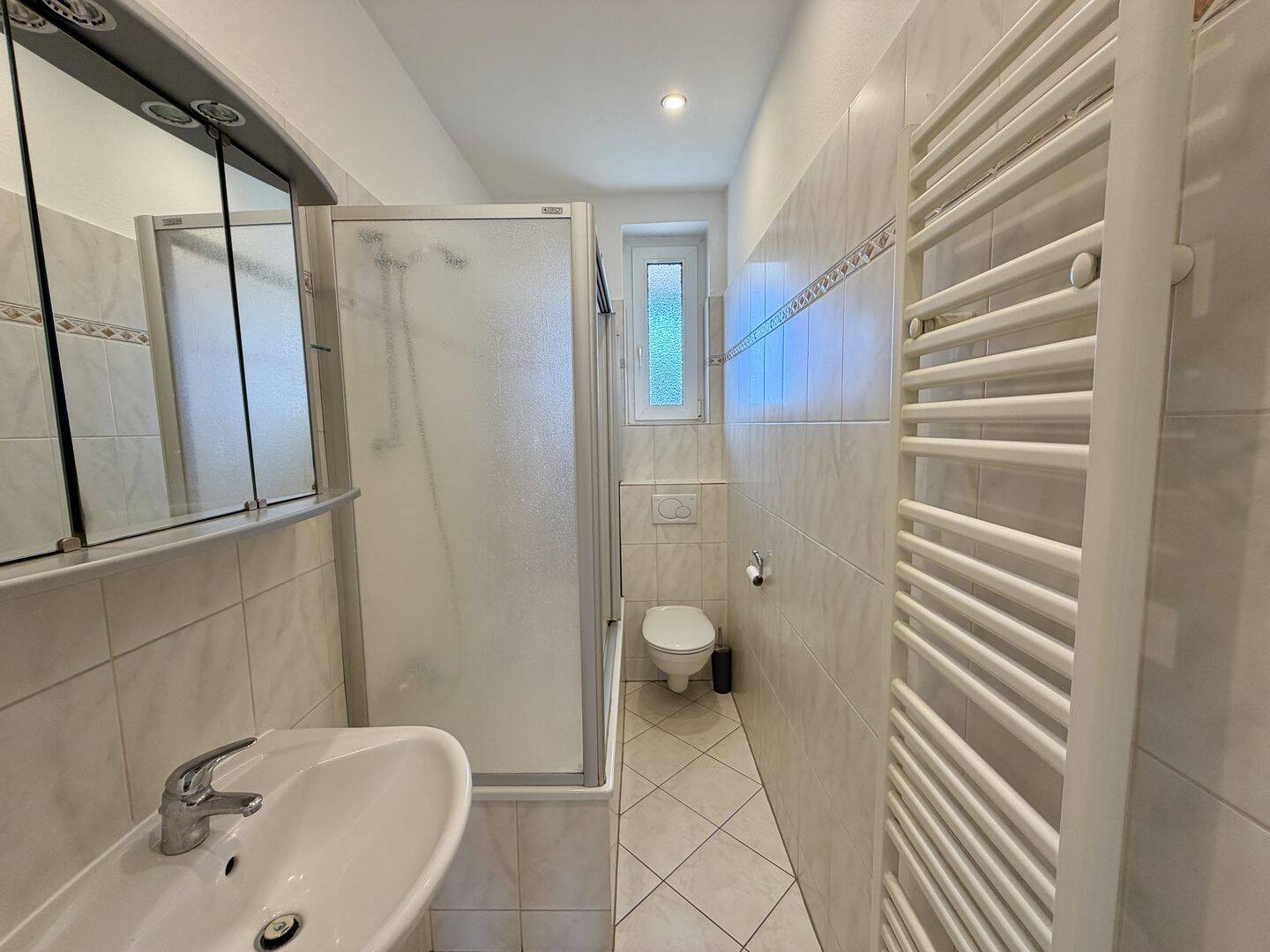 Wunderschöne, strahlend helle 3-Zimmer Wohnung mit Loggia in Groß Buhholz – Hannover – Vorschaubild 2