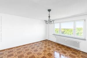 Helle Etagenwohnung mit Loggia und Kellerraum in Neu-Isenburg-Gravenbruch – 63263 Neu-Isenburg – Vorschaubild 2