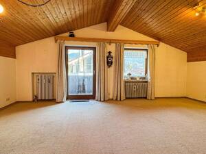 Dachgeschosswohnung in Unterwössen mit traumhaftem Blick in die Berge – 83246 Unterwössen – Vorschaubild 3