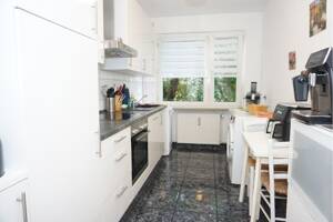 Selbstnutzer & Kaptialanleger. Gepflegte 3,5 R. Wohnung mit guter Nachbarschaft. Sonnenbalkon. TOP