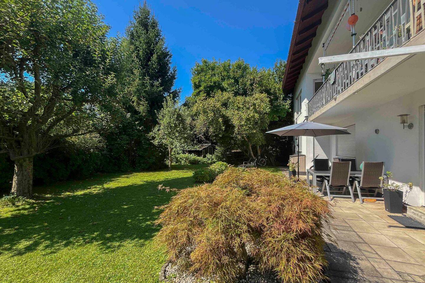 Mehrfamilienhaus mit 3 Einheiten und großem Garten in begehrter, familienfreundlicher Lage – Rosenheim – Vorschaubild 5