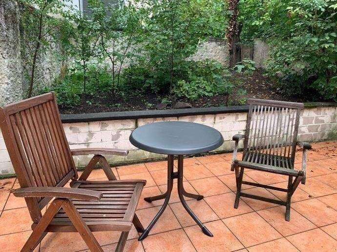 **Traumhaft** Schicke 2 ZKDB im gepflegten Altbau, Einbauküche und Außenfläche inklusive!** – Bonn – Vorschaubild 3