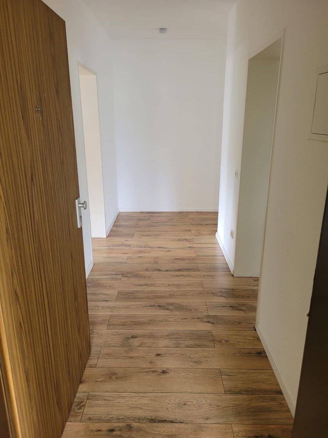 Renovierte 2-Zimmer Wohnung 69m3 in Arnsberg - Neheim-Hüsten – Arnsberg – Vorschaubild 2