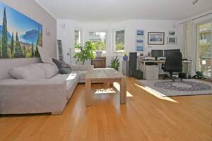 Moderne 3 Zimmer Wohnung am Eppendorfer Moor mit 2 Balkonen, 2 Bädern und Garagenstellplatz! – 22453 Hamburg – Vorschaubild 4