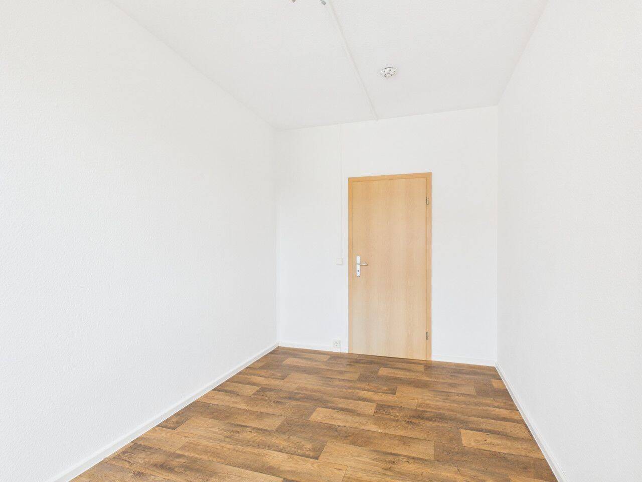 Ihre neue Familienwohnung! zentrumsnah, 4 Zimmer, mit großem Balkon – Chemnitz – Vorschaubild 6