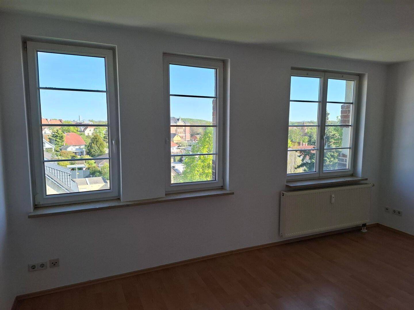 Über den Dächern - offene Dachgeschosswohnung mit 2 Zimmern, Loggia und Dachboden – Leipzig – Vorschaubild 4