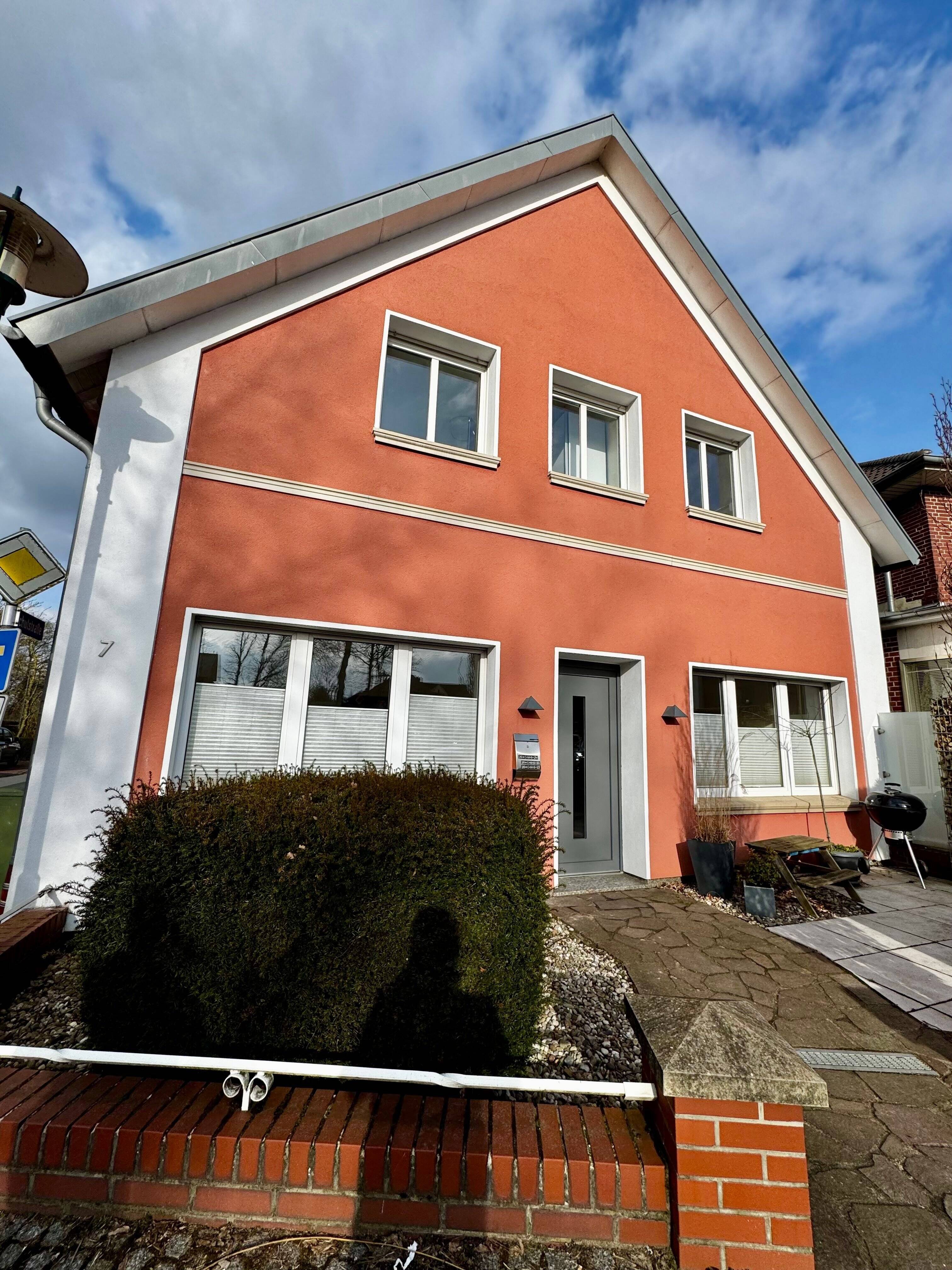 Sehr gepflegte Maisonettewohnung in zentraler Lage Bakums