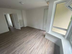 Provisionsfreie sanierte Kapitalanlage: Vermietete 2-Zimmer-Wohnung mit Süd-Loggia & Garage – 22119 Hamburg – Vorschaubild 3