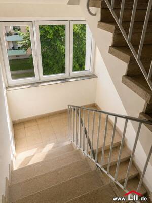 Modernisierte 3-Zimmer-Wohnung mit Balkon und Blick ins Grüne – 60488 Frankfurt am Main – Vorschaubild 8