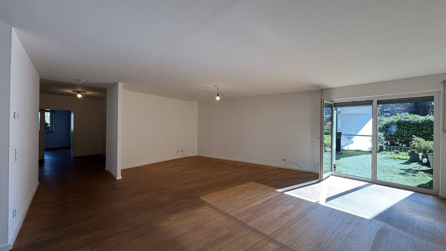 Großzügige 2-Zimmer-Wohnung zentral in Kaiserswerth – Düsseldorf – Vorschaubild 2
