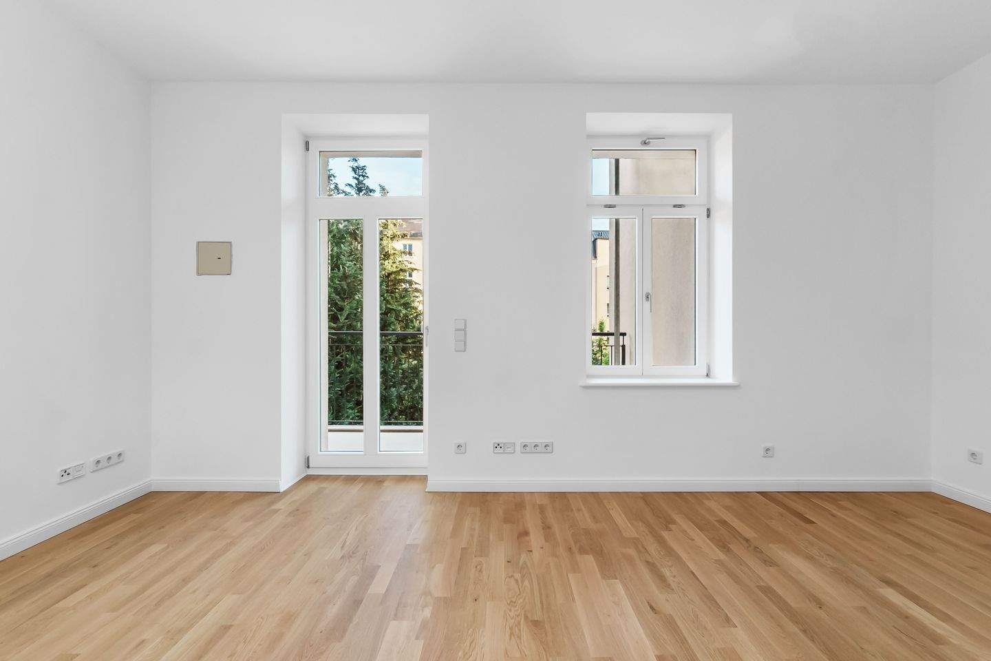Top Saniertes Denkmal 2-Raum-Wohnung - Einbauküche, Balkon, Parkett, CAT-7-Verkabelung, Abstellraum – Chemnitz – Vorschaubild 4