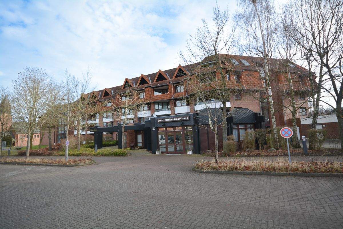 Gepflegte Eigentumswohnung mit Loggia und Pkw-Stellplatz – Lübeck – Vorschaubild 3