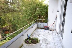 # Köln-Rodenkirchen, zwei Zimmer Eigentumswohnung im ZFH, große Garage, perfekt gelegen # – 50999 Köln – Vorschaubild 7