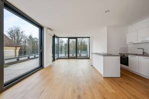 Exklusives Stadt Penthouse mit Sonnen Terrasse, 3 Zimmer mitten im Zentrum wartet auf Sie! – 74076 Heilbronn – Vorschaubild 2