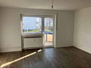 Hier macht wohnen Spaß: gut geschnittene 4-Zimmer-Wohnung – 34128 Kassel – Vorschaubild 2