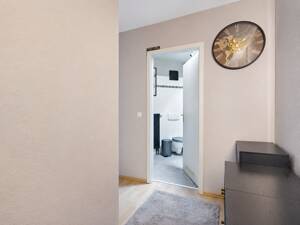 Vermietete 2-Raum-Dachgeschosswohnung mit Balkon in gefragter Lage von Halle! – 6110 Halle (Saale) – Vorschaubild 2