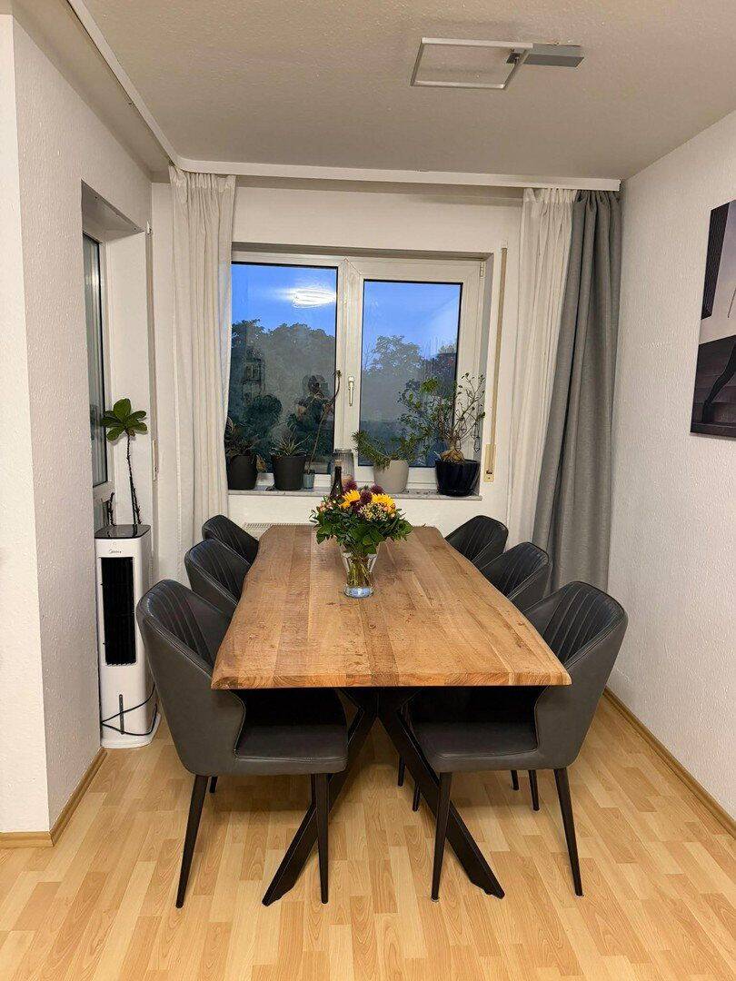 Tolle 3-Zimmer-Wohnung mit Aufzug+Balkon+Tiefgarage in Karlsruhe – Karlsruhe – Vorschaubild 4