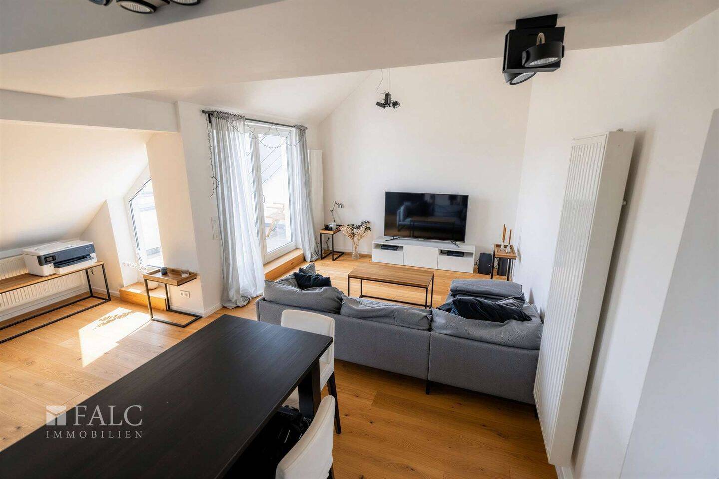 Neuwertige Dachgeschoss Wohnung über den Dächern von Neuehrenfeld! – Köln – Vorschaubild 4