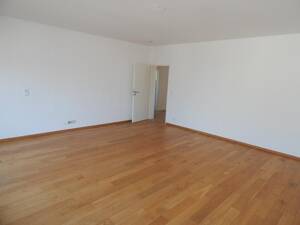Frisch renovierte 3-Zimmer-Wohnung mit Balkon, Loggia & saniertem Bad im gepflegten Zweifamilienhaus – 54293 Trier – Vorschaubild 9