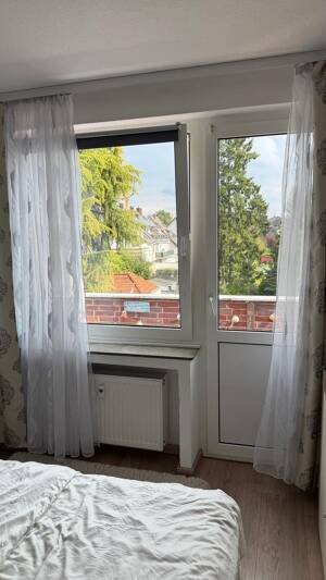 Helle 2-Zimmer-Wohnung mit Balkon in Düsseldorf-Bilk – Nähe Rhein, ab 01.11.2026