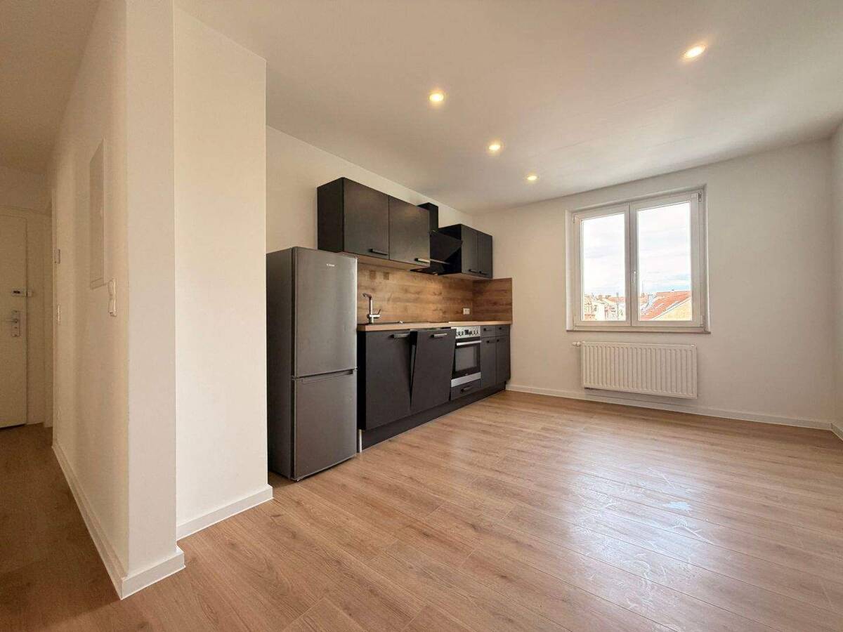 kernsaniert & energieeffizient in GoHo – 2 Zimmer Wohnung mit EBK – 90429 Nürnberg – Bild 1 von 6