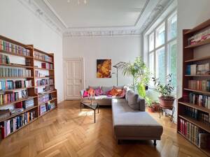 Stilvolle 2,5-Zimmer-Altbauwohnung im begehrten Bayerischen Viertel - nahe Viktoria-Luise-Platz