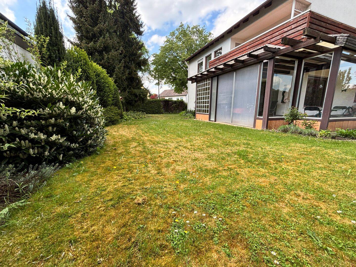 Einfamilienhaus mit Potential auf großem Grundstück in begehrter Lage von Göggingen – Augsburg – Vorschaubild 2